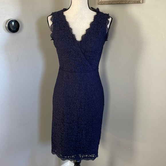 Adrianna Papell lace navy dress - Picture 2 of 16